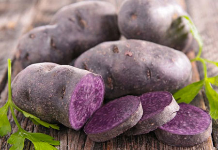 Acquistate le patate viola da Eden della Frutta